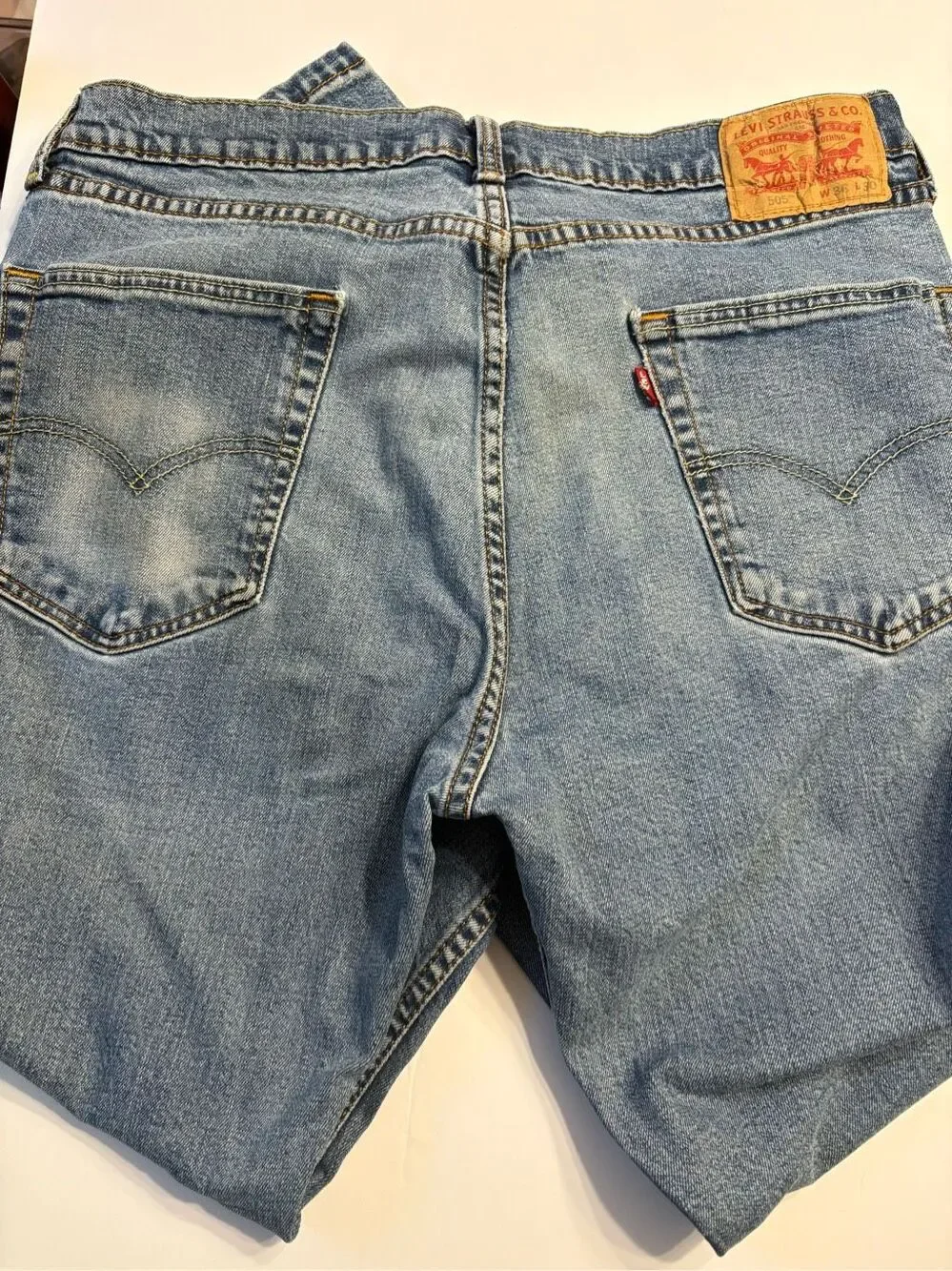 Levi's 505 Men's Slim Straight Fit Light Wash Denim Blue Jeans 36Wx30L 36x30